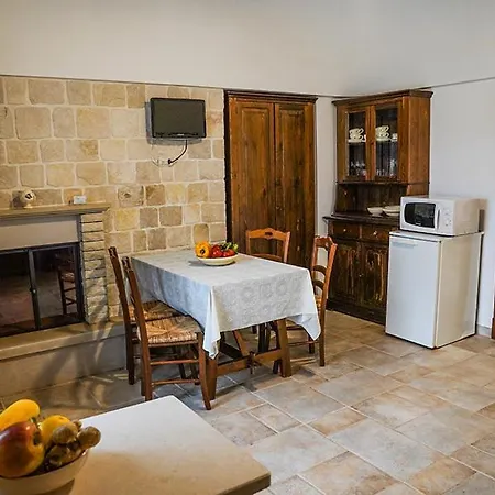 Aparthotel Truddhi Casa E Cucina Di Puglia Locorotondo Exterior foto